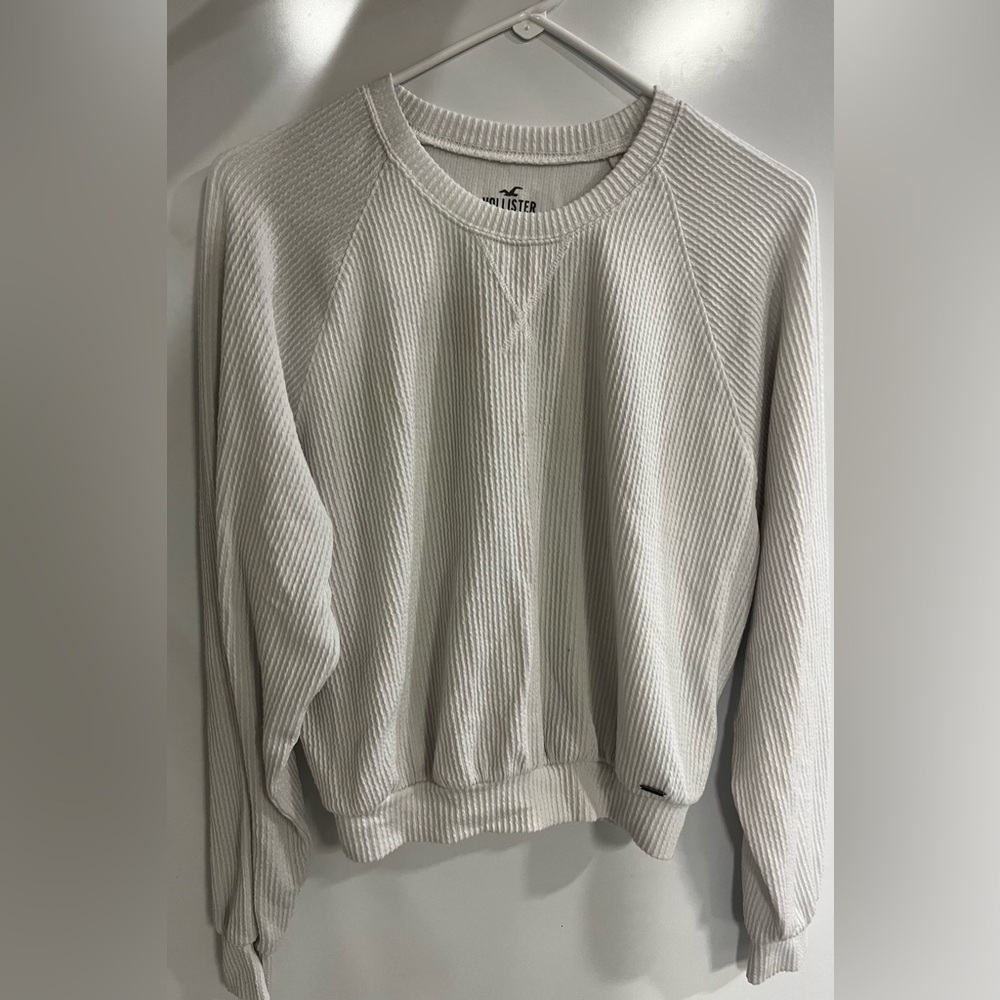 Hollister long sleeve sweater top